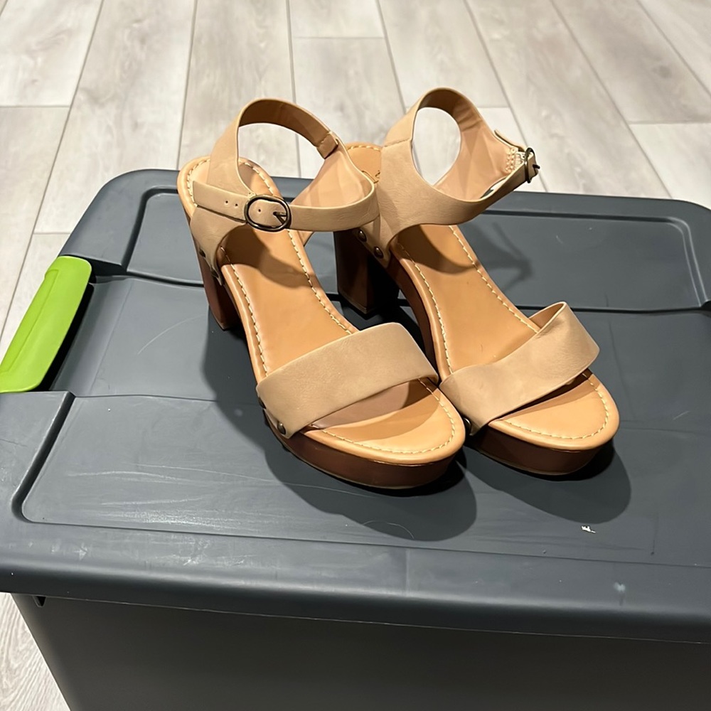 Platform heels